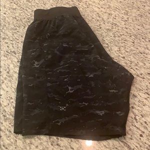 Lululemon T.H.E. linerless 7” shorts